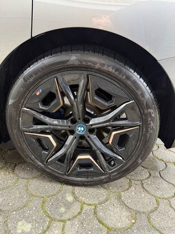 Originální BMW iX alu kola 22" styl 1021 5A02659 černé - 4