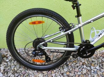 Značkové dětské horské kolo SPECIALIZED 24" (stříbrná) - 4