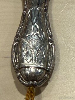 Stříbrné zdobné zrcátko s vysouvací rtěnkou - 4