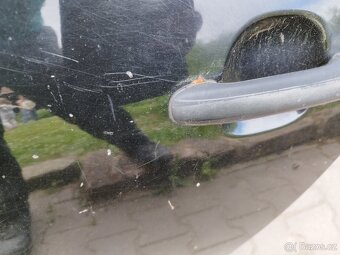 P: LZ dveře Ford Galaxy- černé - 4