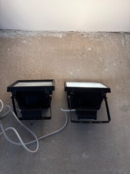 Halogenové světla. - 4