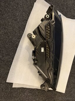 Levé přední světlo Škoda Superb 3 Facelift MATRIX - 4