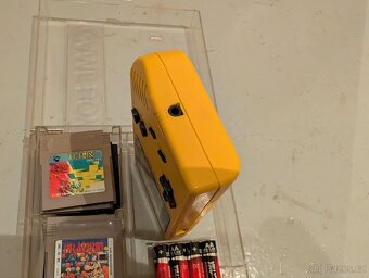 Nintendo Gameboy - Play it Loud speciální edice + Hry - 4