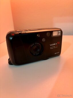Yashica T4 - 4