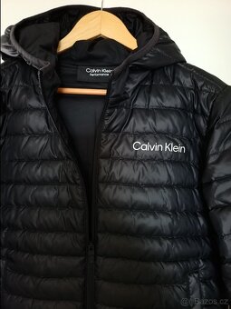 Přechodná bunda Calvin Klein - 4