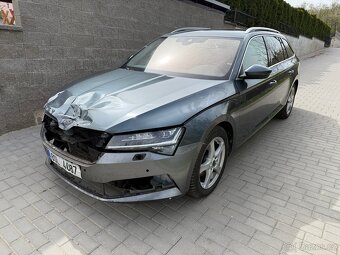 Škoda Superb Combi 2.0 TDI 8/2020 STYLE PLUS - 4