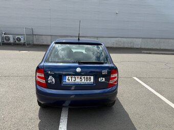 ŠKODA FABIA 1,2 40kw - 1.maj- rok 2007 - Bez Koroze - Výbava - 4
