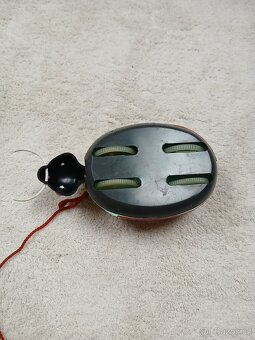 Stará mechanická tahací hračka - beruška - 4