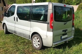 Opel Vivaro 2.5CDTI 9 míst - 4