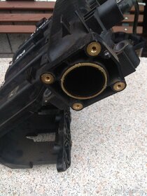 Sací potrubí Renault Thalia2 2008 D4F728 - 4