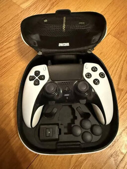 PlayStation 5 Pro + záruka + 4 hry - 4
