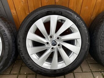 Kompletní Alu kola Škoda R17 Mensa letní Octavia IV (4) - 4