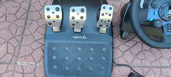 Prodám volant Logitech G29 s řadící pákou - 4