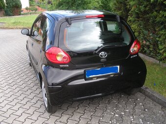 Toyota Aygo 1.0i, 50 kW, 5 dveří, klima - 4