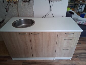 kuchyňská linka délky 140cm - 4