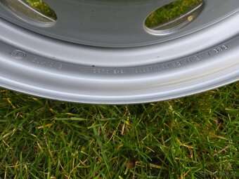 Plechová kola 5x130 6x16 ET68 - 4