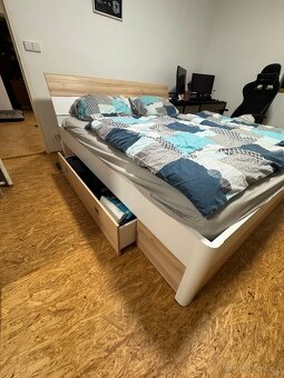 Manželská postel - 4