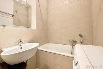 Pronájem bytu 2+kk (47m2) Českomalínská, Praha - 4