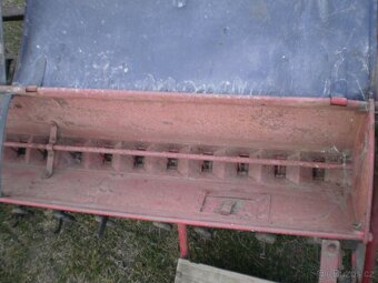 Sečka tažená 2m - 4