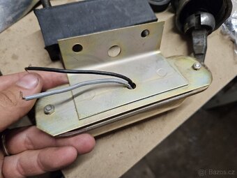 Volha 24 osvětlení RZ, jen volat - 4