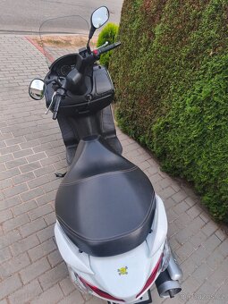 SUZUKI Burgman 200i SLEVA - 4