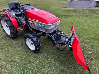 Přední hydraulický ovládaný pluh 150cm - 4