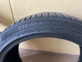 Kumho WinterCraft WP72 235/40 R19 96V - 4