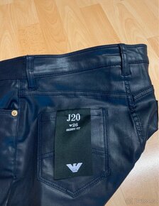 Nové kalhoty Armani - 4