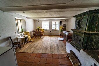 Skalsko, prodej roubenky o zast. pl.  135 m2 na pozemcích 3. - 4