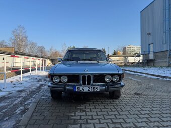 BMW e3, 3.0L - 4