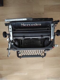 starožitný psací stroj Mercedes - 4