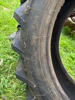 Prodam nove pneu traktor - 4