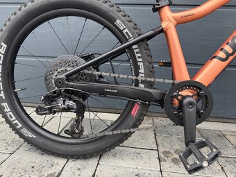 🚴‍♂️ Dětské kolo woom 4 OFF – barva copper (115-130cm) - 4