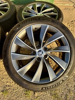 5x112 r18 Pegasus - 4