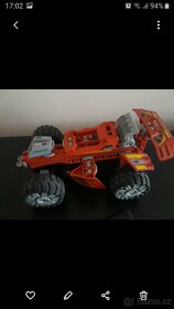 LEGO AUTO NA DÁLKOVÉ OVLÁDÁNÍ - 4