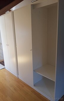 Prodám dvě šatní skříně IKEA - 4