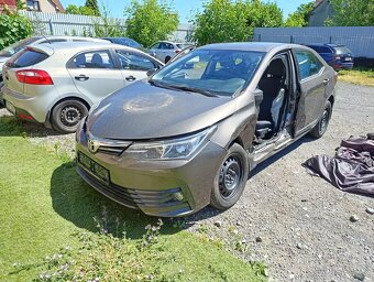 Toyota Corolla 1.6i 97kw, r.2019, klima, 1. majitel - 4