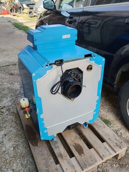 Teplovodní Kotel na lehký topný olej - Buderus 25 kw - 4