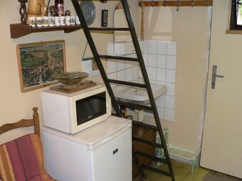 BĚLČICE - chata se zahrádkou - 4