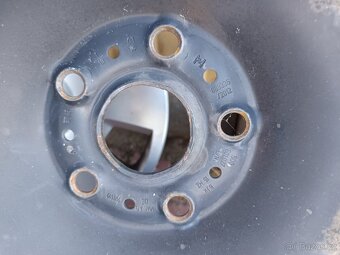 Sada kol Octavia III, 195/65 R15 s kryty - 4