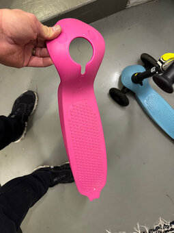 Dětská koloběžka se 3 kolečky + sada plastu navíc - 4