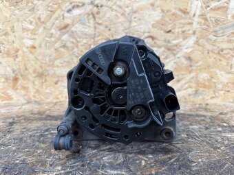 ALTERNÁTOR 028903028C 1.6 70A 14V - 4