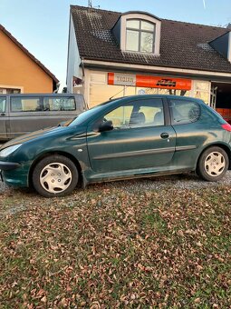 Peugeot 206 1.9D 51kW DW8B 2000 Na díly - 4