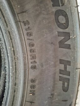 Prodám pneu 215/65R16 - 4