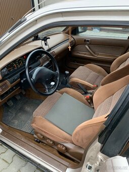 Toyota Camry 2.0TD - 4