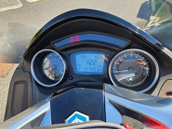 Piaggio X10 500 - 4