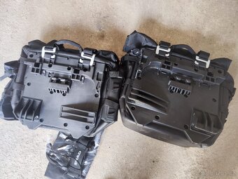 Boční kufry SHAD TR40 - 4