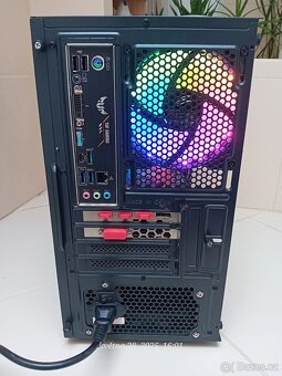 Herní PC – Ryzen 7 2700X, RX 580 8GB, 16 vláken Bez Disku - 4