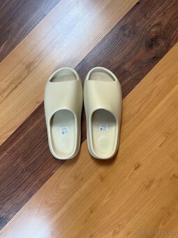 Adidas Yeezy Slide size-44 - 4