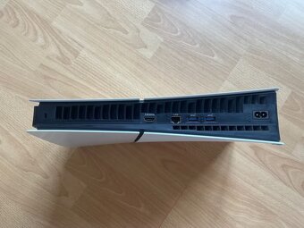 PS5 Slim Digital Edition - 4
